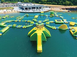 The VUE Boutique Hotel & Boathouse