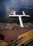 The VUE Boutique Hotel & Boathouse