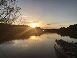 The VUE Boutique Hotel & Boathouse