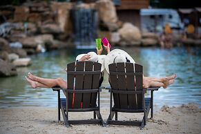 The VUE Boutique Hotel & Boathouse