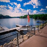 The VUE Boutique Hotel & Boathouse