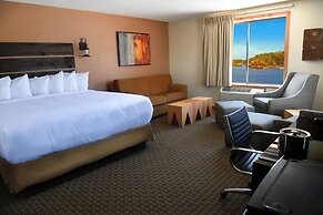 The VUE Boutique Hotel & Boathouse