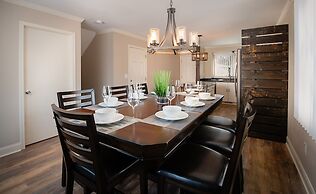 The VUE Boutique Hotel & Boathouse