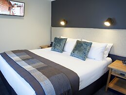 Kelly Rd Cambridge Lodge