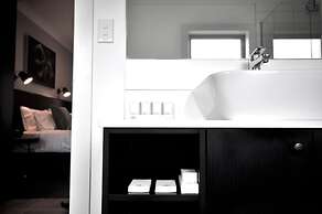 Kelly Rd Cambridge Lodge