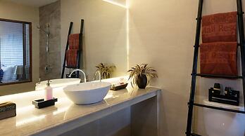 Mali Resort Sunrise Beach