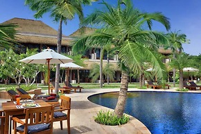 Mali Resort Sunrise Beach