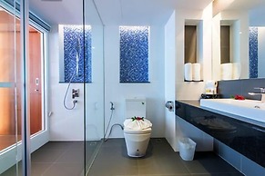 Phi Phi Harbour View Hotel