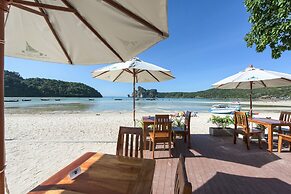 Phi Phi Harbour View Hotel