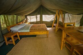 Bushara Island Camp