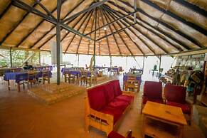 Bushara Island Camp