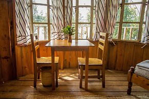 Bushara Island Camp
