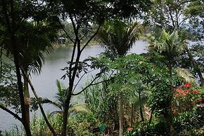 Crater Bay Cottages