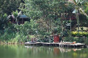 Crater Bay Cottages