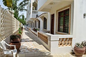 Danpark Hotel and Apartments