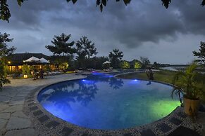 Barahi Jungle Lodge