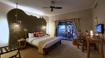 Barahi Jungle Lodge