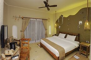 Barahi Jungle Lodge