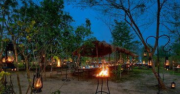 Barahi Jungle Lodge