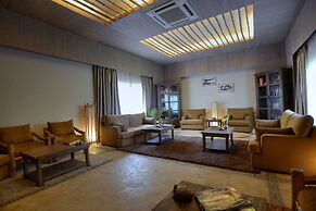 Barahi Jungle Lodge