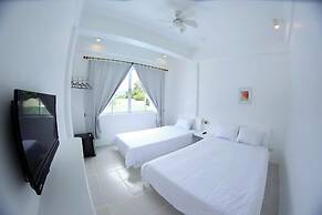 Coron Bluewave Hotel
