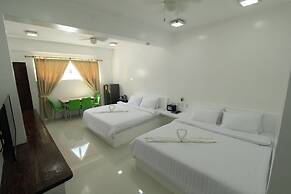 Coron Bluewave Hotel