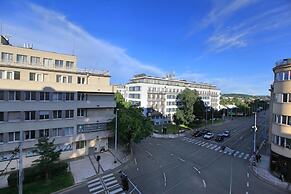 Angel City Apartments