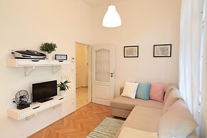 Angel City Apartments