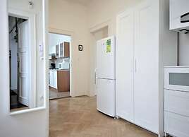 Angel City Apartments