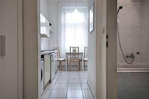 Angel City Apartments