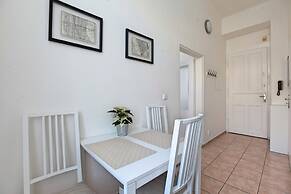 Angel City Apartments