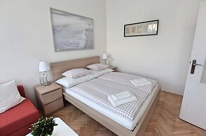 Angel City Apartments