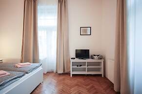 Angel City Apartments