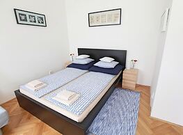 Angel City Apartments