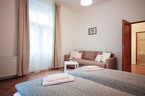 Angel City Apartments