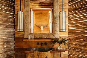 NIHI Sumba - member Leading Hotels of the World