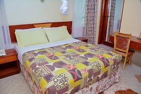 Esella Country Hotel