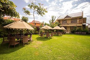 Eseriani The Hotel