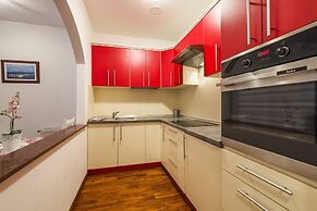 Galeria Italiana Apartments