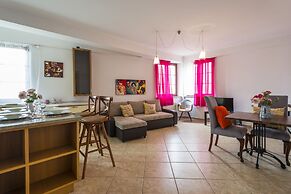 Galeria Italiana Apartments