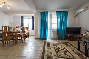 Galeria Italiana Apartments