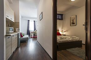 Galeria Italiana Apartments