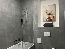 Galeria Italiana Apartments