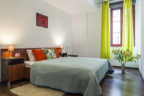 Galeria Italiana Apartments