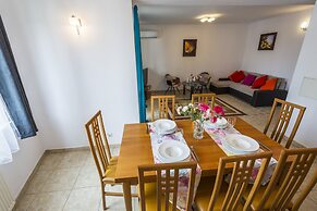 Galeria Italiana Apartments