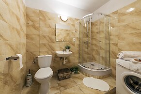 Galeria Italiana Apartments