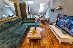 Galeria Italiana Apartments