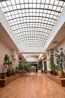 Galeria Italiana Apartments