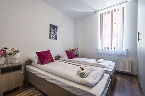 Galeria Italiana Apartments