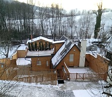 Chaty pod Sokolím Hřbetem